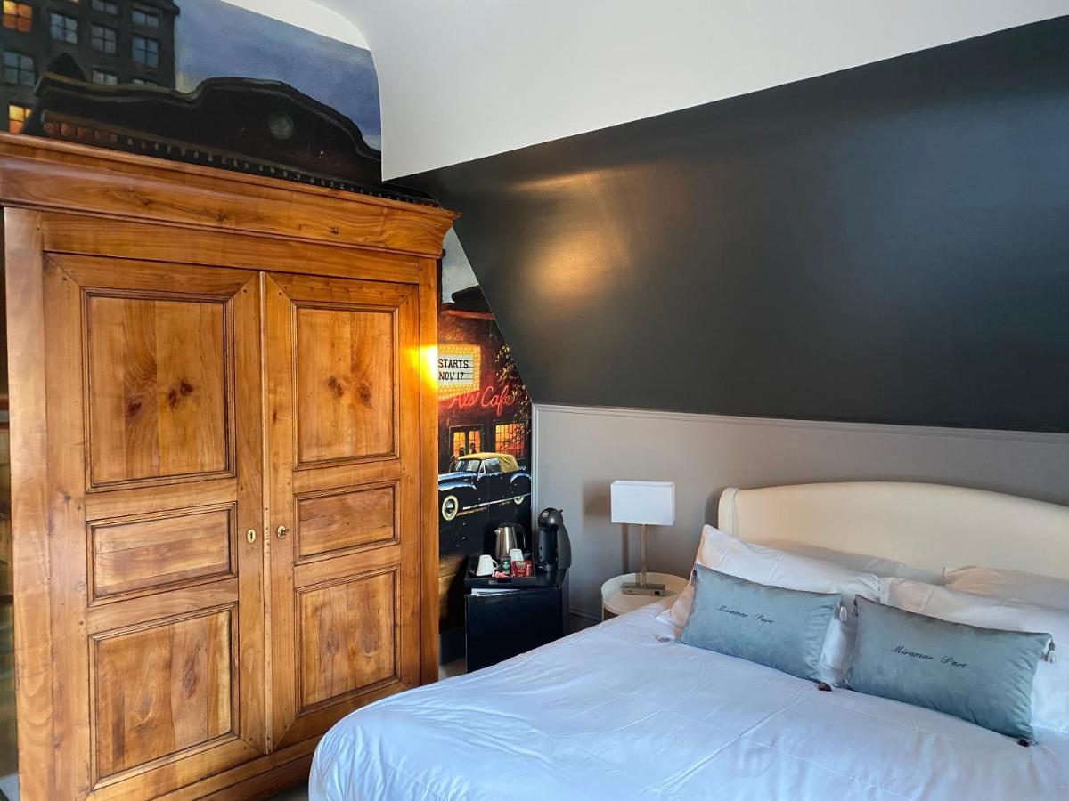ロワイヤン Miramar Parc Bed & Breakfast エクステリア 写真
